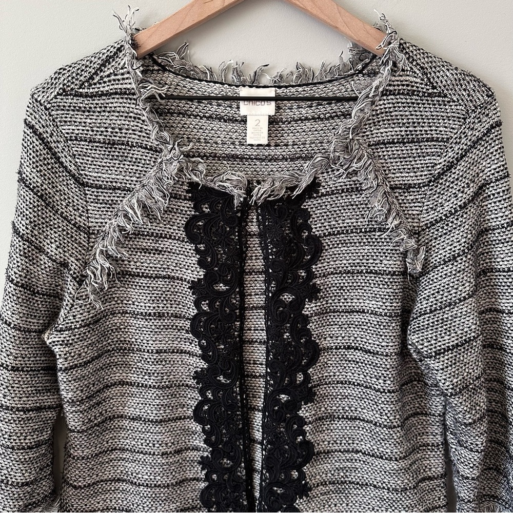Chico’s Fringe Lace Wool Blend Cardigan Jacket Size 2 L Black & White Office - Picture 2 of 13